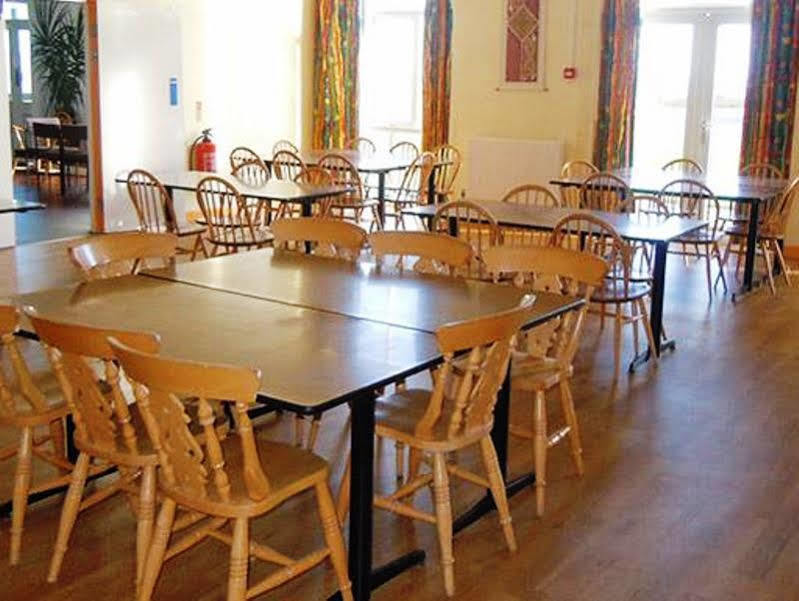Yha Manorbier Vandrarhem Tenby Exteriör bild